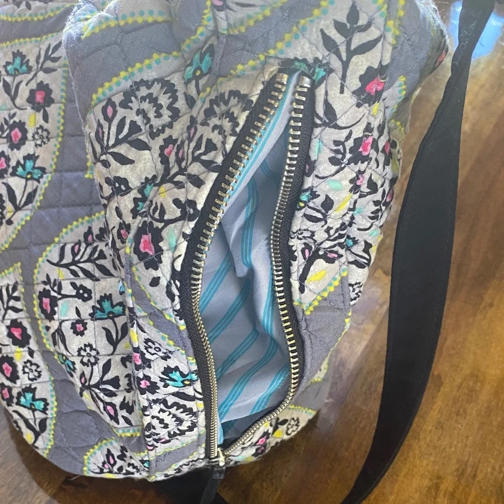 Vera Bradley Floral Crossbody Bag with Adjustable Black Strap - Picture 4 of 5